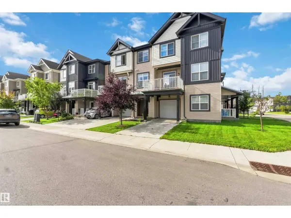 20127 19 AV NW, Edmonton, AB T6M0X9