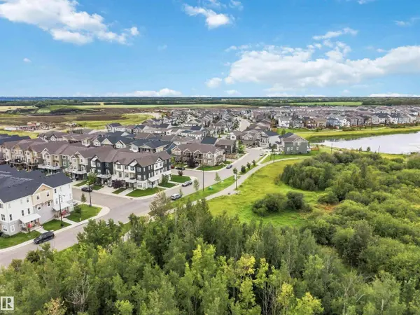 20127 19 AV NW, Edmonton, AB T6M0X9