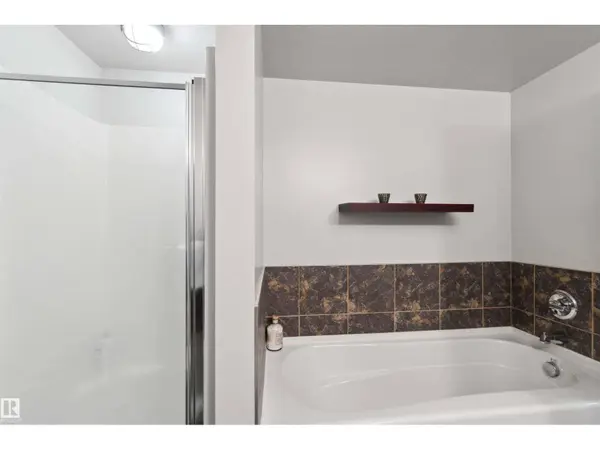 #402 9020 JASPER AV NW, Edmonton, AB T5H3S8