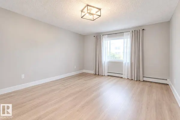 #329 17447 98A AV NW, Edmonton, AB T5T 6M4