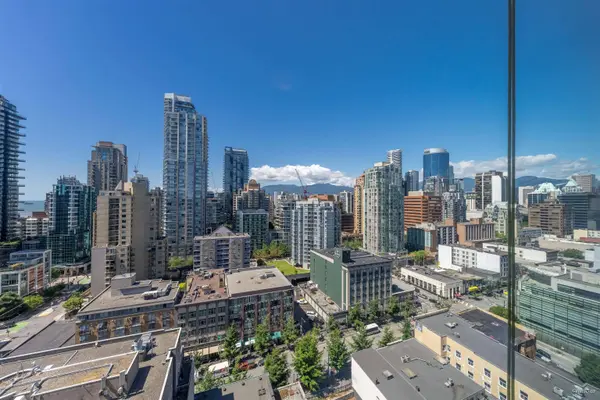 1255 Seymour ST #2204, Vancouver, BC V6B 0H1