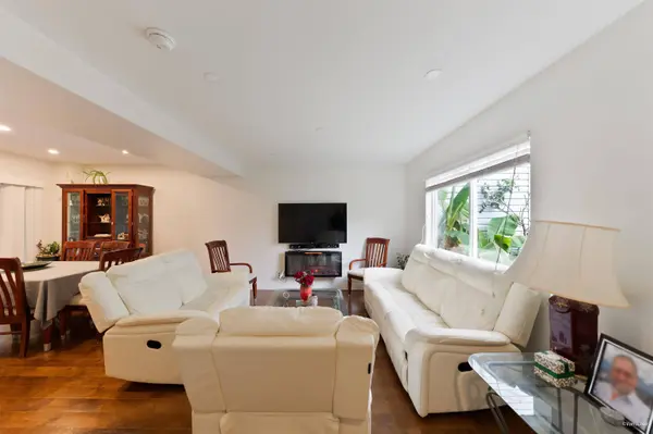 8745 Government ST #2, Burnaby, BC V3N 4G9