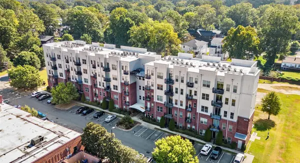 2338 Yadkin Ave APT 110, Charlotte, NC 28205,Brock Zevan