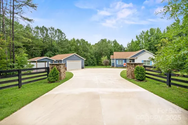 2949 Anderson Burgess RD, Sharon, SC 29742