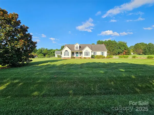 417 Garret LN, York, SC 29745