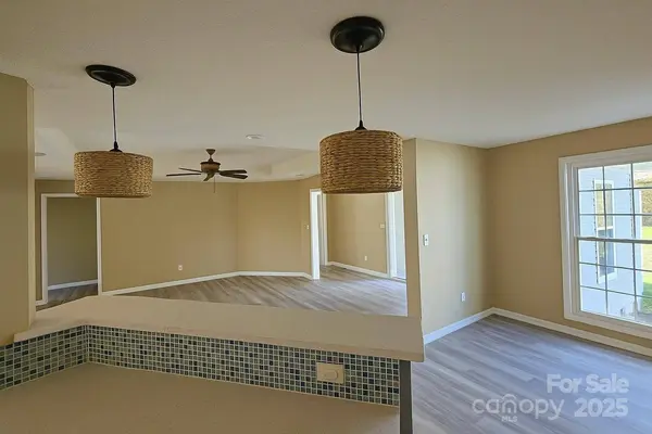 417 Garret LN, York, SC 29745