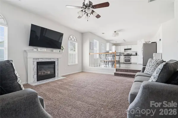 178 Madelia PL, Mooresville, NC 28115