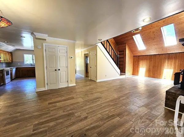 21021 Entrada DR, Cornelius, NC 28031