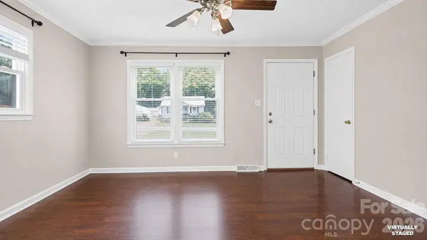 5313 Clearwater Lake RD, Mount Holly, NC 28120