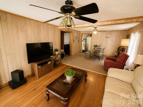 312 S Miller AVE, Statesville, NC 28677