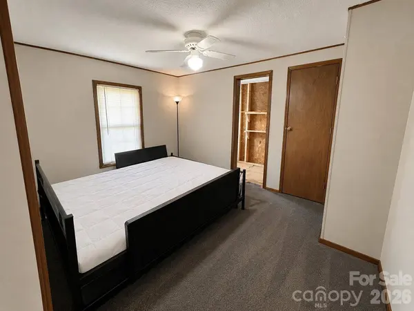 312 S Miller AVE, Statesville, NC 28677