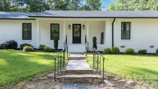 215 Ridgewood DR, Monroe, NC 28112