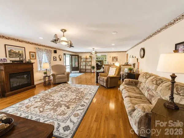 907 Sikes Mill RD, Monroe, NC 28110
