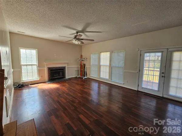 7402 Shiras CT, Charlotte, NC 28273