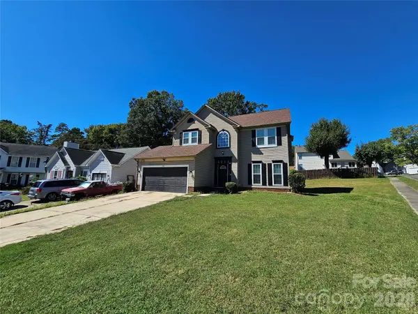 7402 Shiras CT, Charlotte, NC 28273