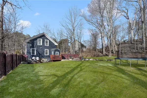 60 Eagle Peak RD, Burrillville, RI 02859