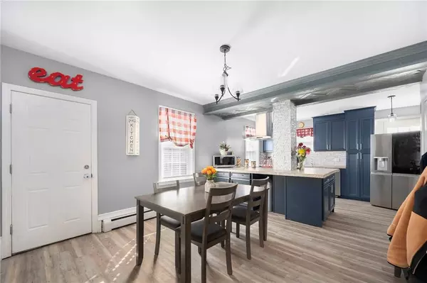 60 Eagle Peak RD, Burrillville, RI 02859