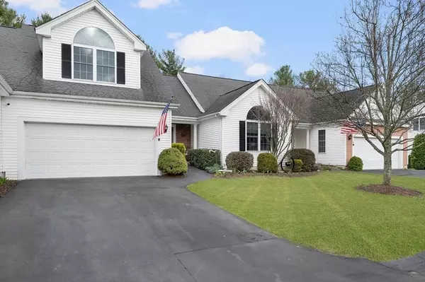 27 Nature View Dr #27, Uxbridge, MA 01569