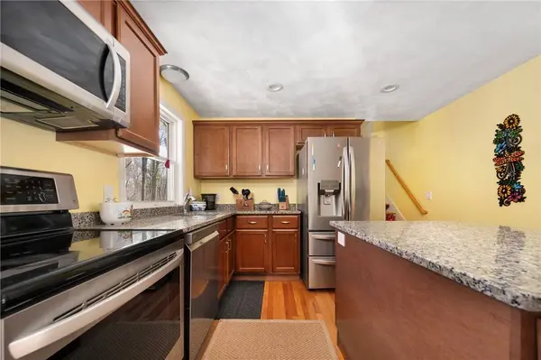 352 Saw Mill RD, Glocester, RI 02857