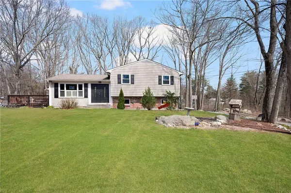 352 Saw Mill RD, Glocester, RI 02857