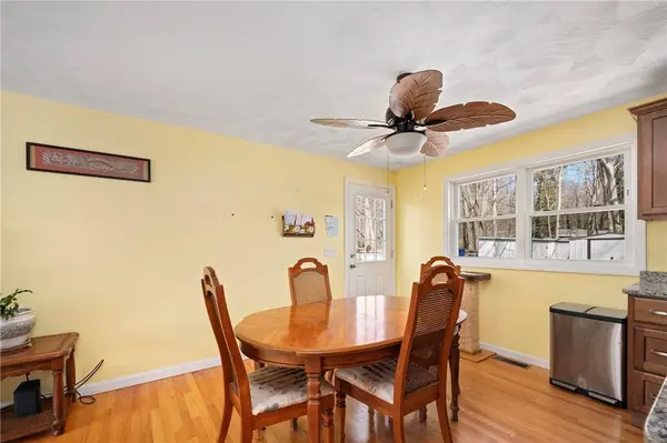 352 Saw Mill RD, Glocester, RI 02857