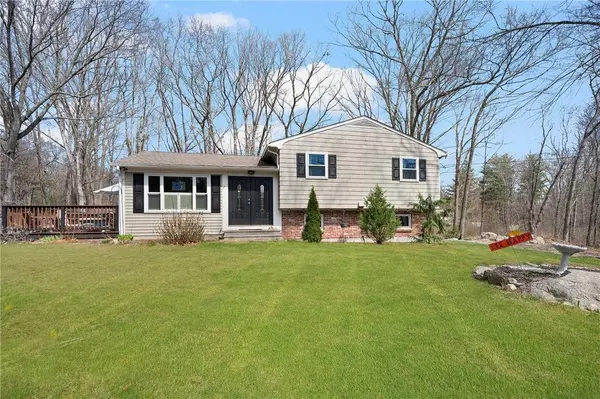 352 Saw Mill RD, Glocester, RI 02857