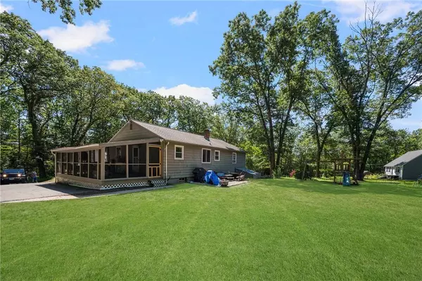 300 Ironmine RD, Burrillville, RI 02830