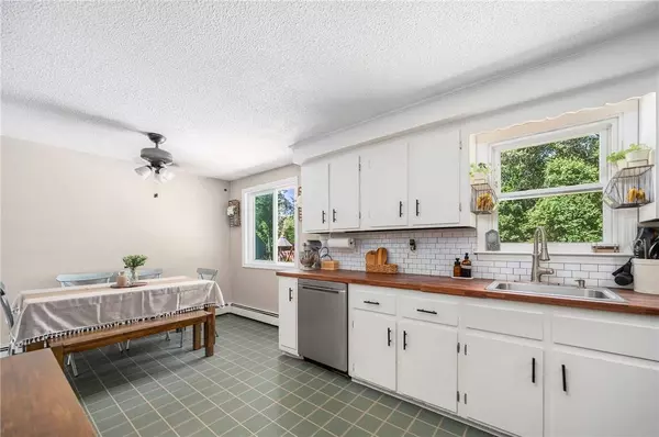 300 Ironmine RD, Burrillville, RI 02830