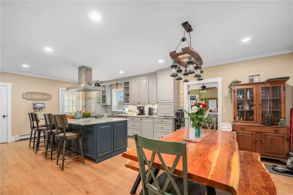 15 Park AVE, Burrillville, RI 02830