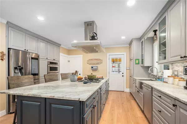 15 Park AVE, Burrillville, RI 02830