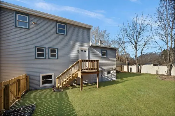 76 Main ST, Blackstone, MA 01504