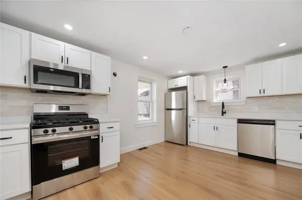 76 Main ST, Blackstone, MA 01504