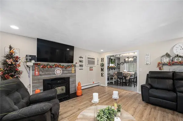 207 Steere Farm RD, Burrillville, RI 02830