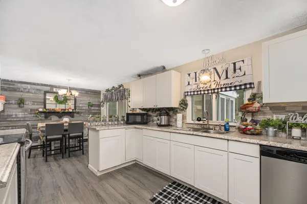 207 Steere Farm RD, Burrillville, RI 02830