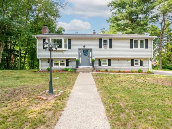 199 Greenville RD, North Smithfield, RI 02896
