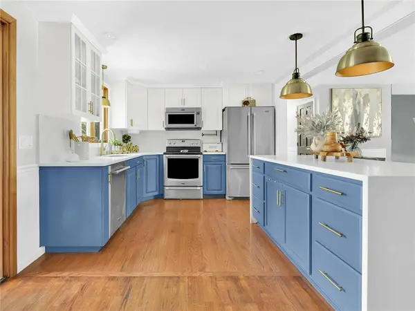 199 Greenville RD, North Smithfield, RI 02896