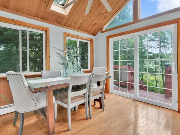 199 Greenville RD, North Smithfield, RI 02896