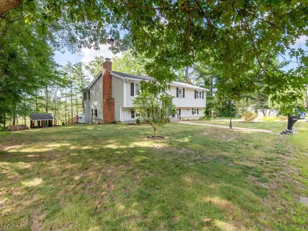 199 Greenville, North Smithfield, RI 02896