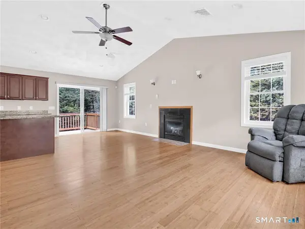 35 Doe Crossing, Burrillville, RI 02859