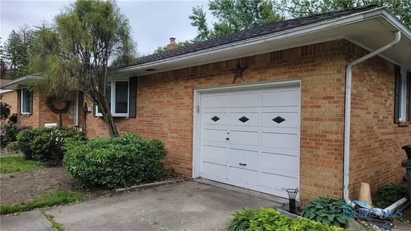 227 Sunnyside DR, Toledo, OH 43612