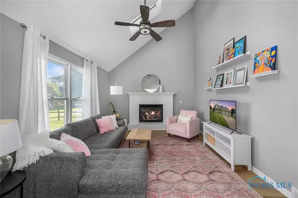 615 Deer Run DR, Perrysburg, OH 43551