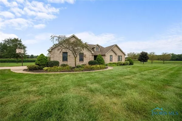 623 Church ST, Bradner, OH 43406