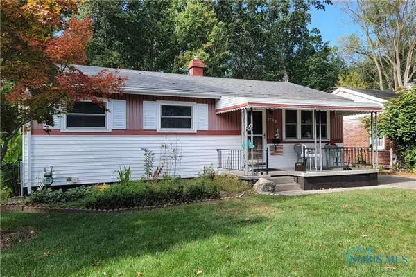 5421 Clover LN, Toledo, OH 43623