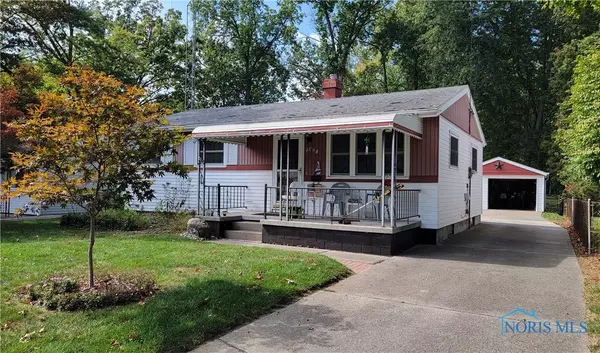 5421 Clover LN, Toledo, OH 43623