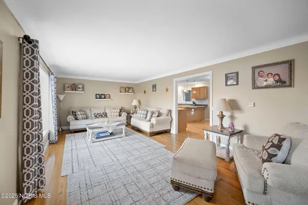 6000 Park ST, Sylvania, OH 43560