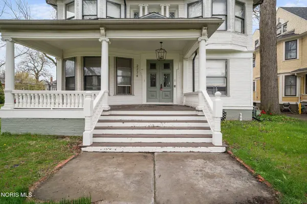 2274 Robinwood AVE, Toledo, OH 43620