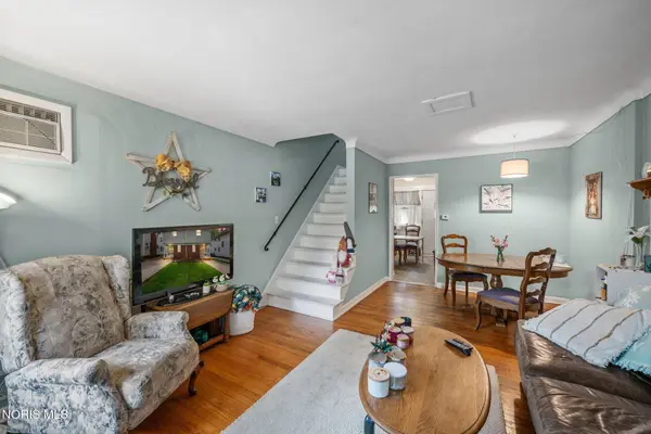 2115 Wyndhurst RD, Toledo, OH 43607