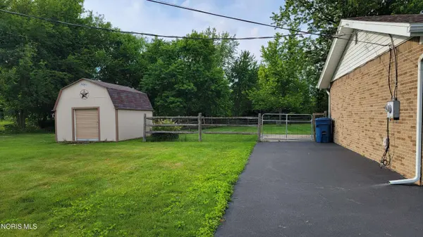8340 Monclova RD, Monclova, OH 43542