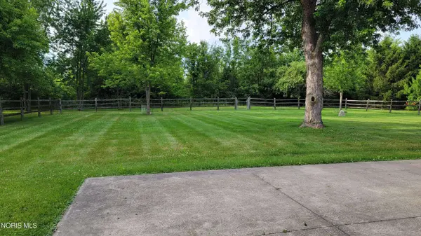 8340 Monclova RD, Monclova, OH 43542