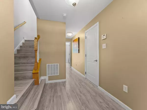 2102 E OAK RD #G3, Vineland, NJ 08361